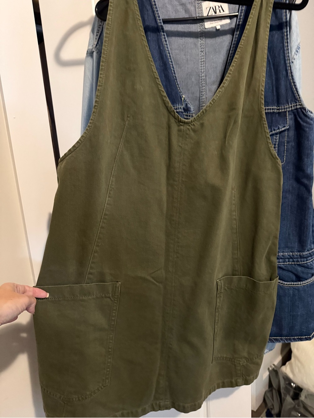 FREE P / OVERALL DRESS / L 
AS NEW